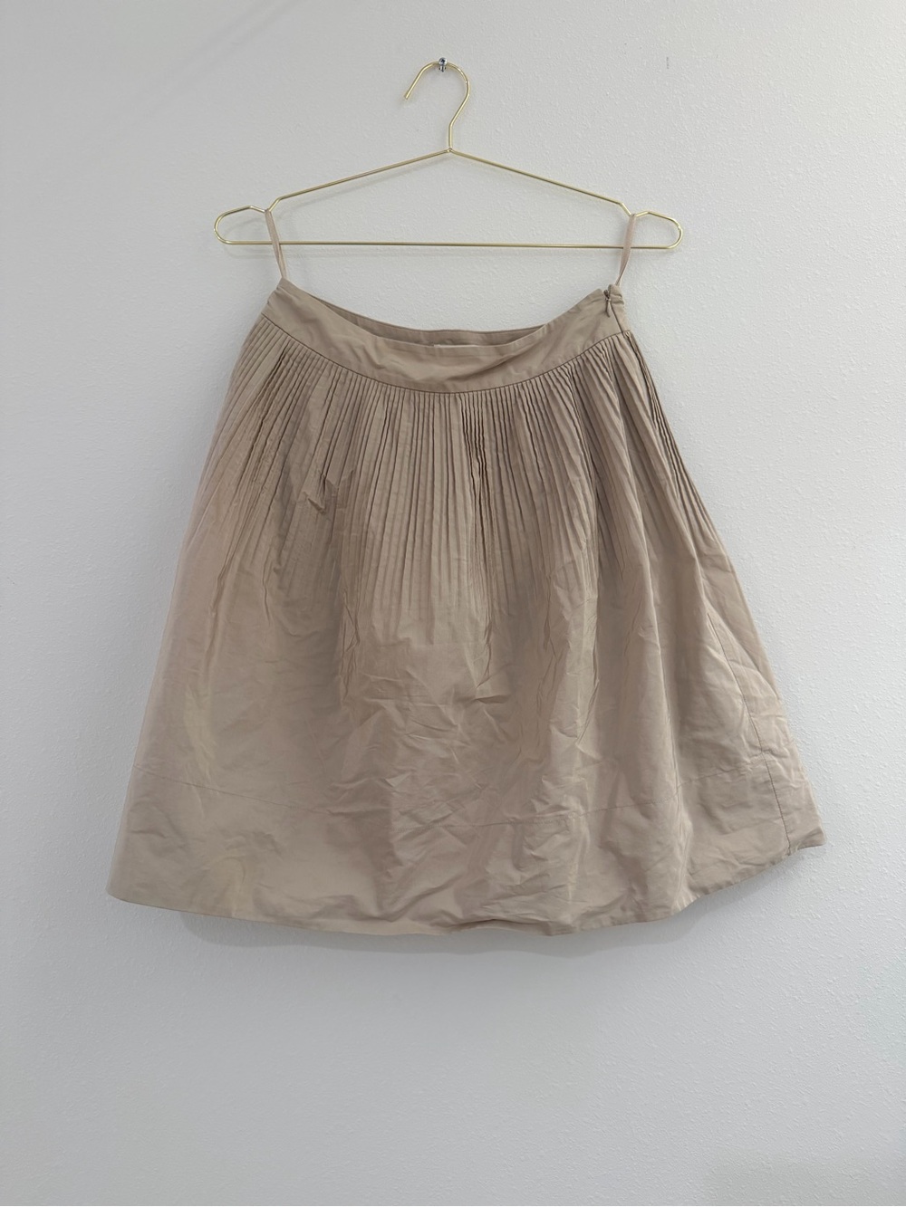 Banana Republic Beige Midi Pleated A-Line Skirt size 2